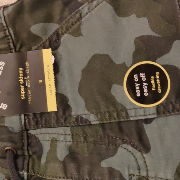 New! Boys' CamoSuper Skinny Pull-On Jeans - art class sz 8 - Picture 5 of 12